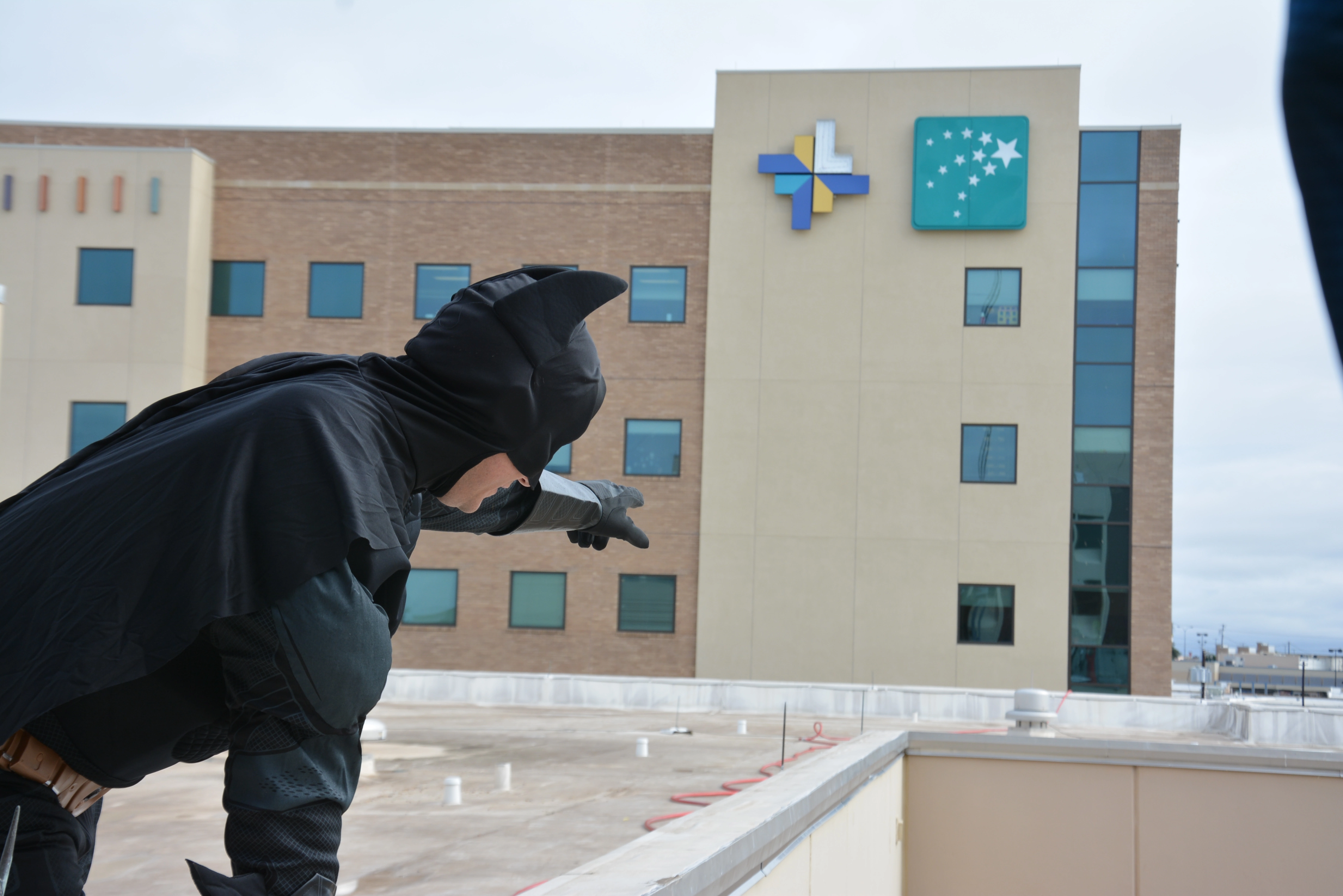 superhero window washers