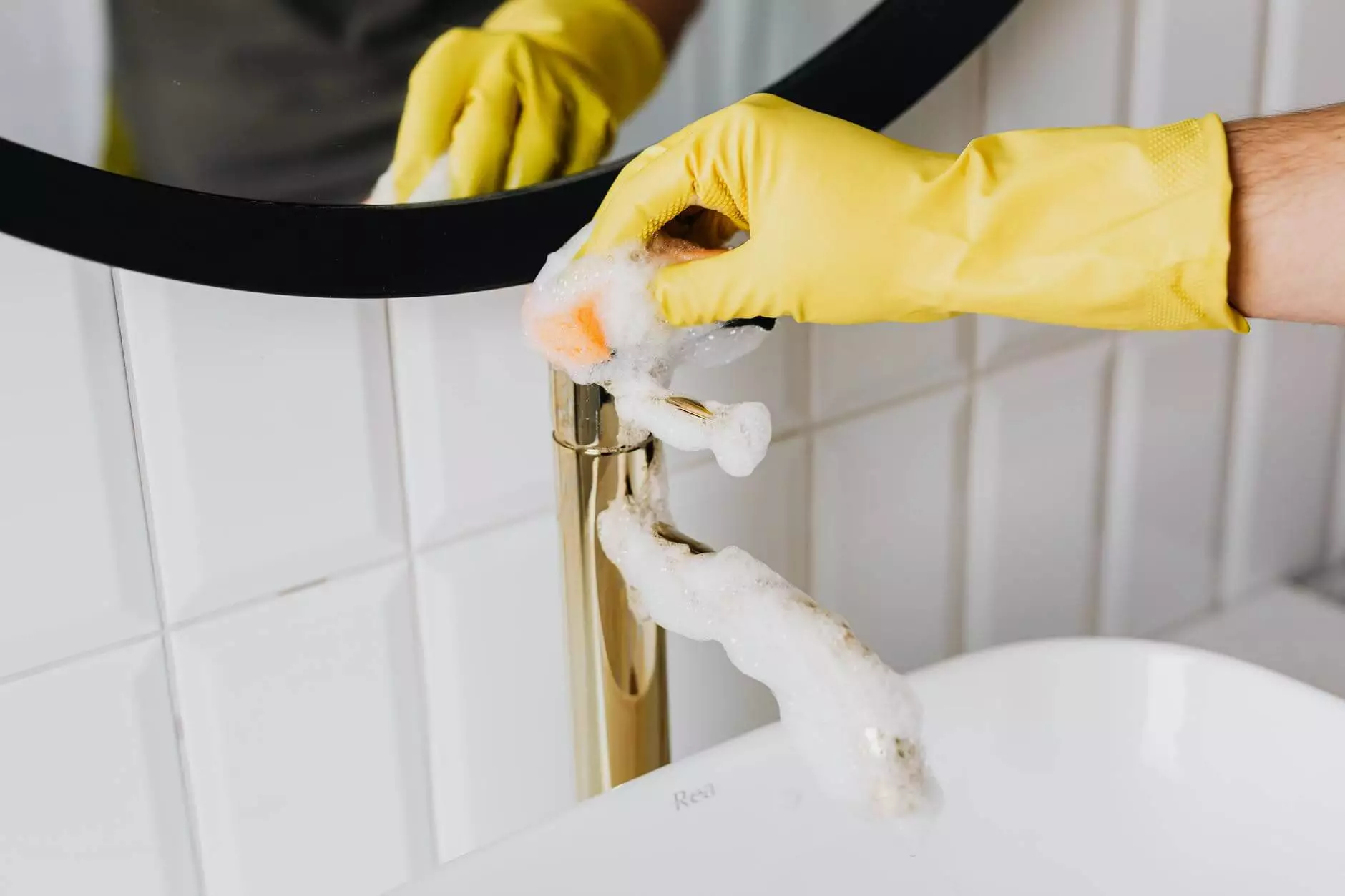 The right way to clean and disinfect household surfaces - The