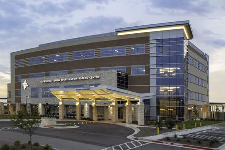 The outside of the Baylor Scott & White Southwest Sports Medicine & Orthopaedics Center in Waco building